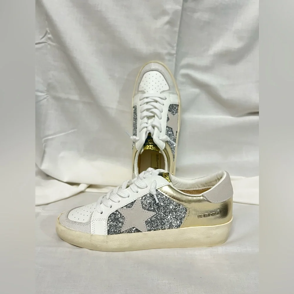 Vintage Havana Gold and Silver Glitter Women’s Sneakers size 10 - Picture 2 of 6